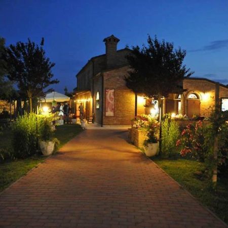 Agriturismo Alla Strozza Voghenza Luaran gambar
