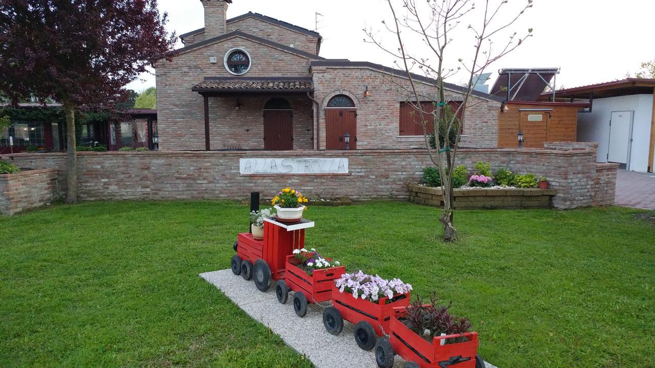 Agriturismo Alla Strozza Voghenza Luaran gambar